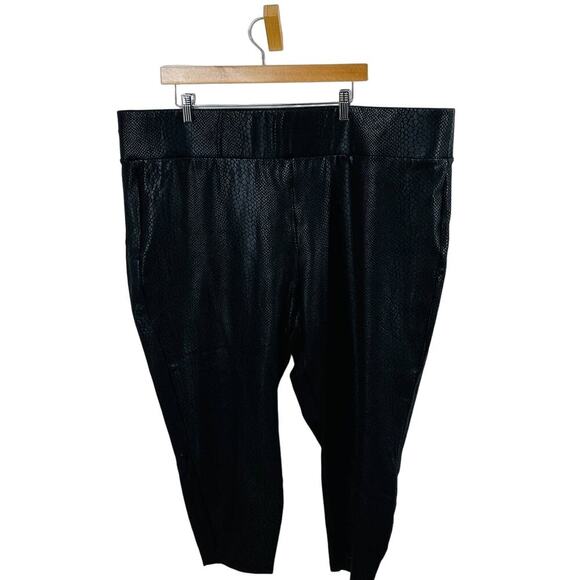 Torrid Pixie Pants Black Skinny Ankle Stretch Pull On Modern Plus Size 4X - Picture 3 of 10